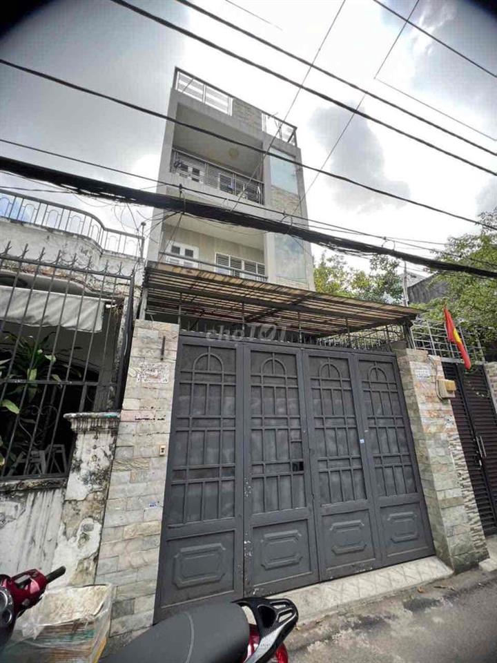 PHÒNG TRỌ ĐẸP THOÁNG CÓ BANCON MÁY LẠNH