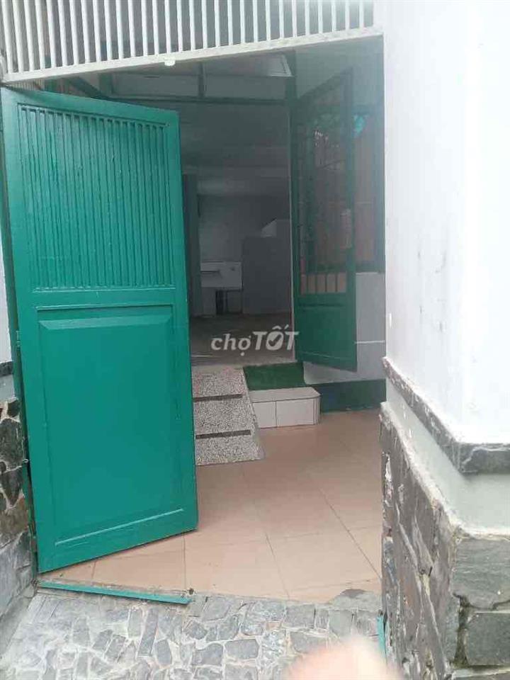 CHO THUÊ NHÀ LÊ Q ĐỊNH NGANG 5 RỘNG TIỆN Ở