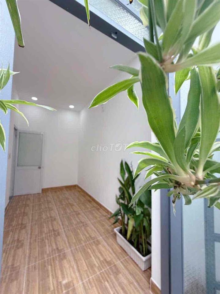 BÁN NHÀ GIÁ RẺ THẠNH LỘC 15 THỔ CƯ CHUẨN CHỈNH