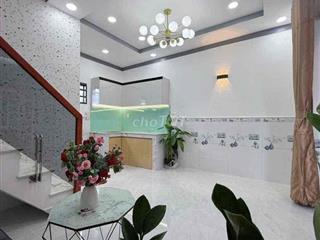 BÁN NHÀ GIÁ RẺ THẠNH LỘC 15 THỔ CƯ CHUẨN CHỈNH