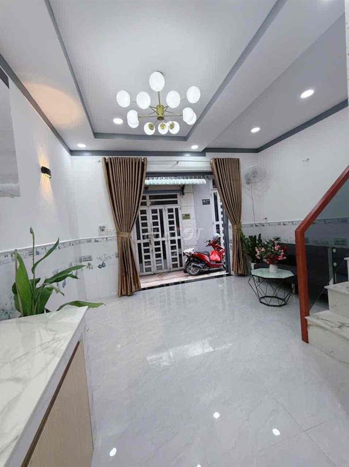BÁN NHÀ GIÁ RẺ THẠNH LỘC 15 THỔ CƯ CHUẨN CHỈNH