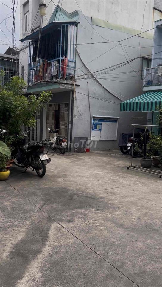 CHO THUÊ NHÀ RỘNG 4x20 VỊ TRÍ ĐẸP KO NGẬP 8,5tr
