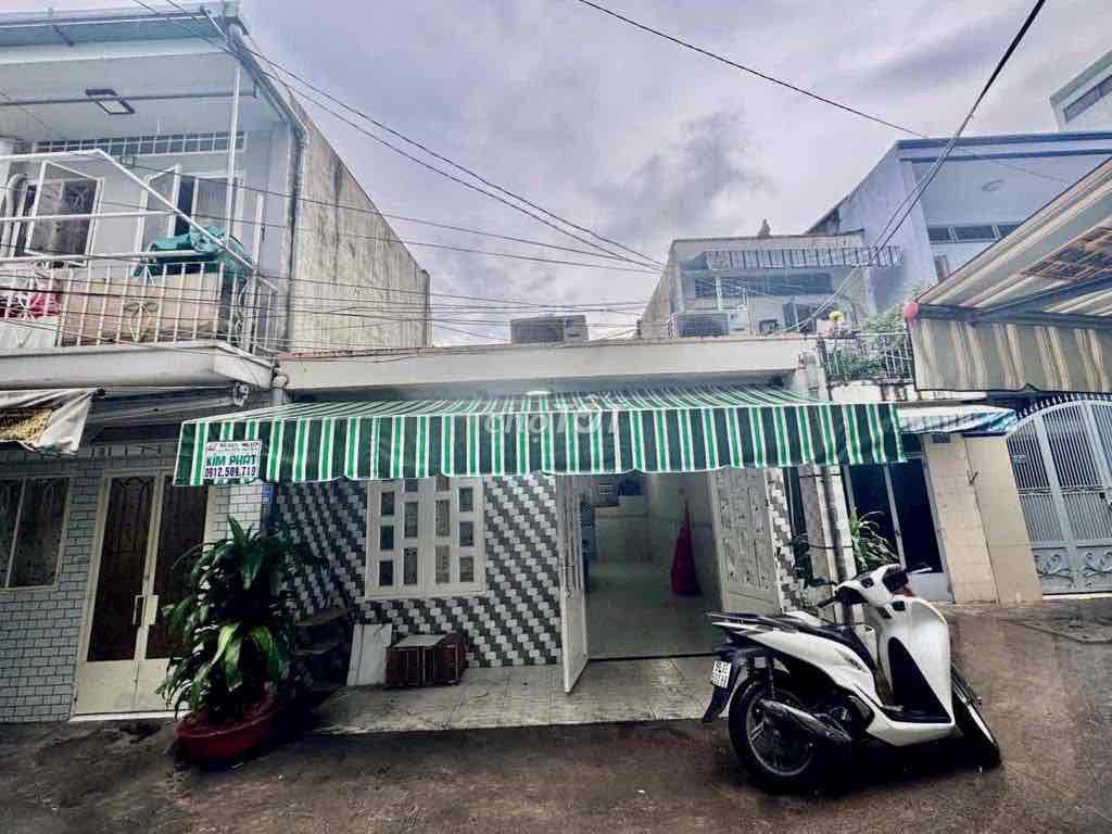 CHO THUÊ NHÀ RỘNG 4x20 VỊ TRÍ ĐẸP KO NGẬP 8,5tr