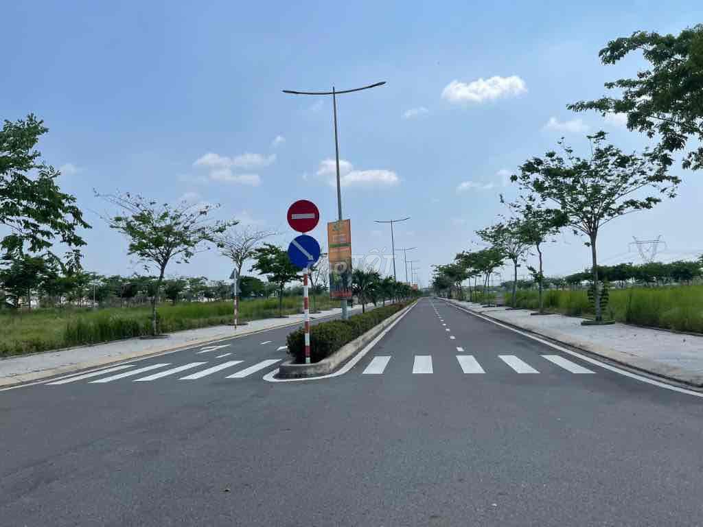 17TR/m2 ĐẤT FULL THỔ CƯ XÂY DỰNG TỰ DO KDC ĐẸP