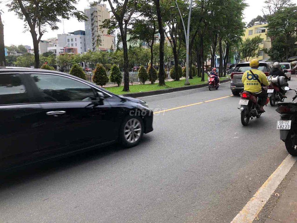 Bán Nhà Mặt Tiền