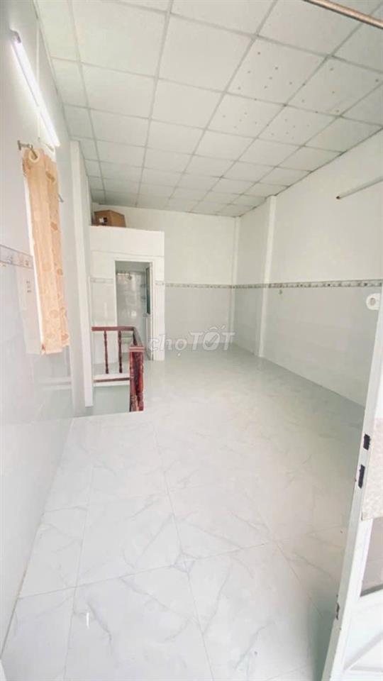 NHÀ GẦN CHỢ PHAN VĂN TRỊ - THÍCH HỢP Ở HOẶC CHO THUÊ – GIÁ 3.x T.y