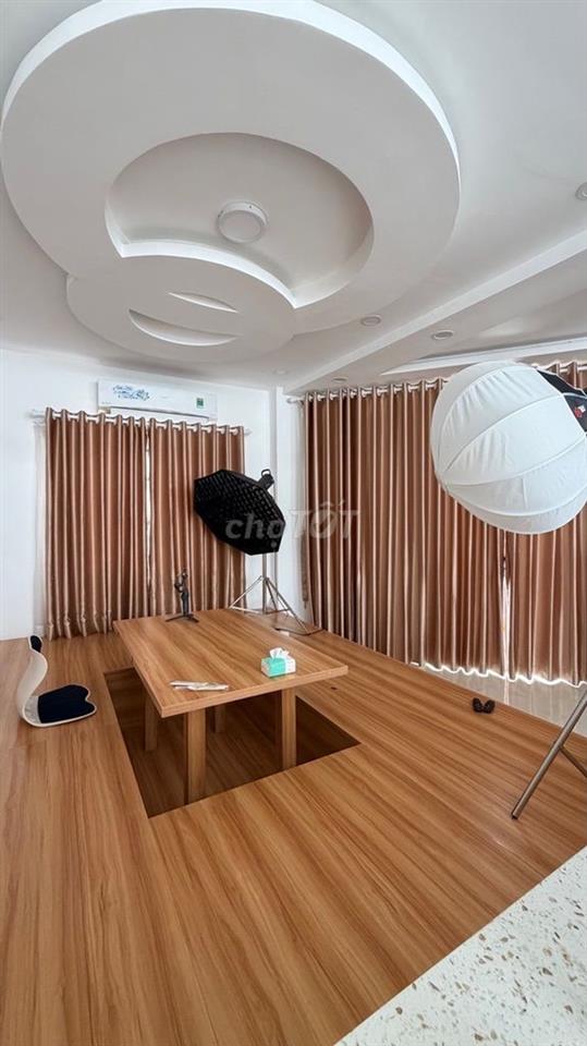 Giảm mạnh 300tr 🏡94m² x 4 Tầng, Mặt Phố Nguyễn Trung Trực