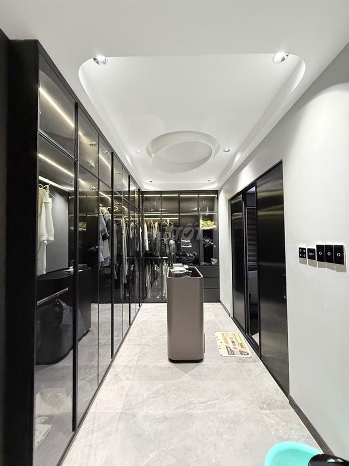 💥💥Bán nhà 🏡120m² | 6m x 20m 💥💥Phòng GYM Riêng, Thang máy, Gara Ô Tô