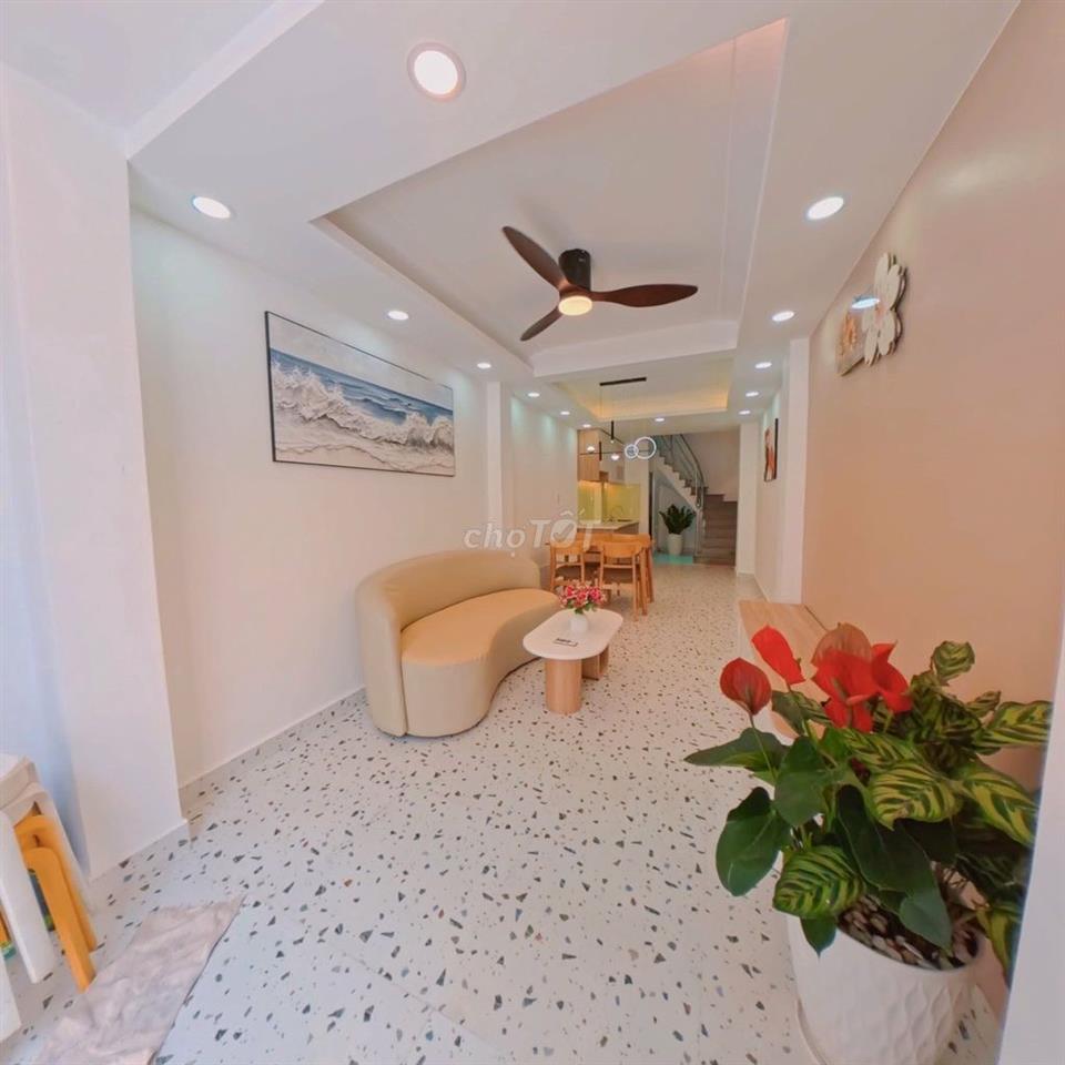 💥💥Bình Thạnh💥💥NỞ Hậu💥SÁT Mặt Tiền 💥HẺM Ba Gác💥🏡4 Tầng đúc 3PN 3WC …