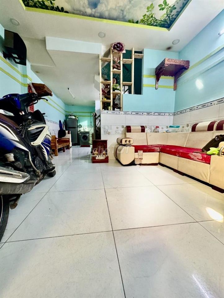 BÁN NHÀ XÃ QUÍ ĐỨC BÌNH CHÁNH .6,2 X 13,7. CÔNG NHẬN 89M2