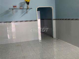 bán nhà hxh hồ văn long. nhà cấp 4 tiện xây mới. khu dân cư xầm uất
