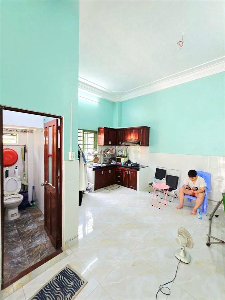 Nhà 3 Tầng, Cách Nguyễn Duy Trinh 20m, Gần Cầu Ông Nhiêu | DTSD 192m² 