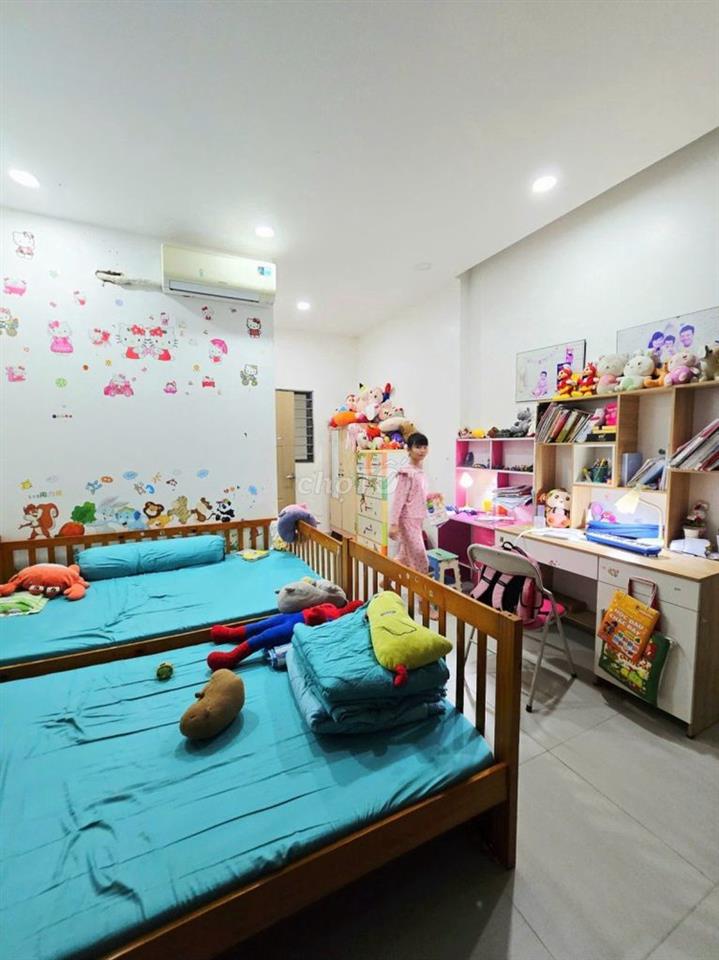 Nhà Hẻm Xe Hơi 3Tầng, 3PN, 71m² – Gần KĐT Đông Tăng Long Q9, Giá 5.2tỷ