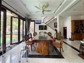 Biệt Thự Bình Lợi 10x20(200m2) 3 tầng, Giá 26.9 tỷ TL