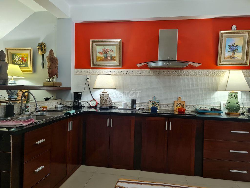 Ngay cổng ĐH Văn Lang - nhà 64m2 (4x16m) Đặng Thùy Trâm-Giá 11.5 tỷ TL