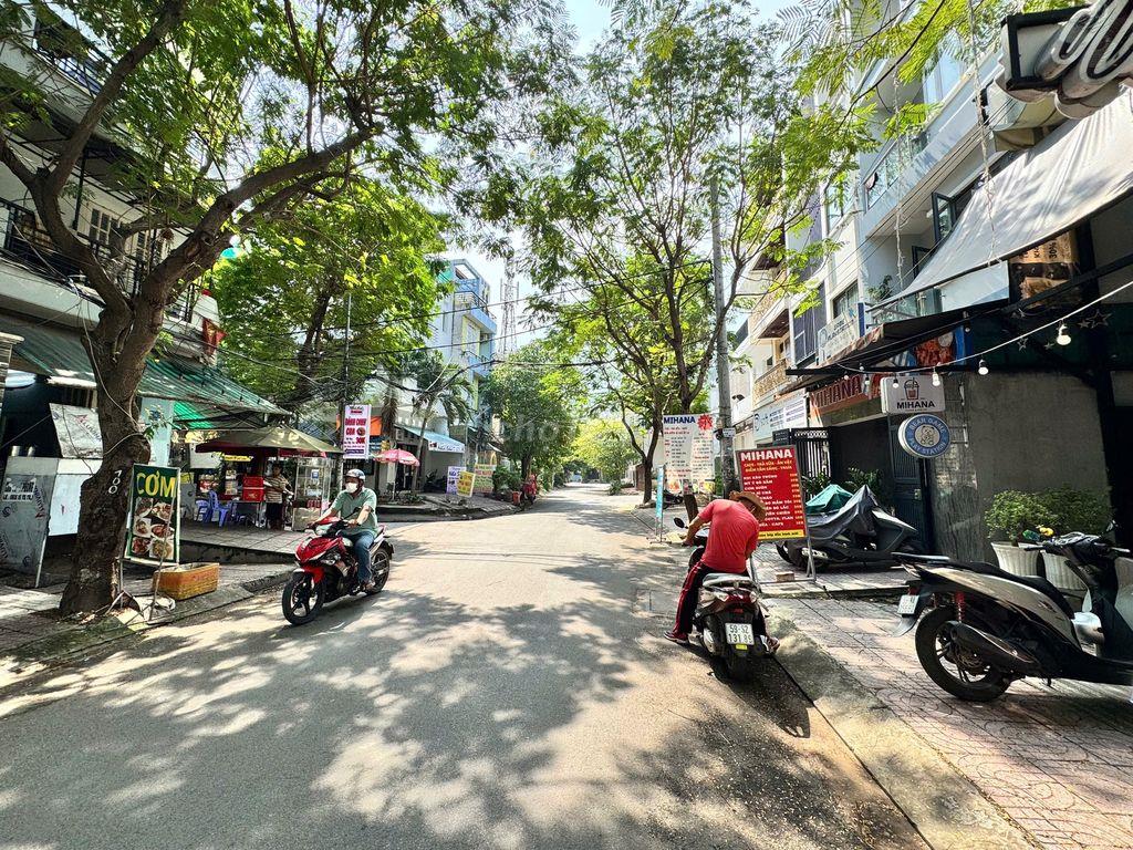 Bán CHDV,sát cổng ĐH Văn Lang, DT 5x20m, Hầm 5 tầng, Thu nhập cao