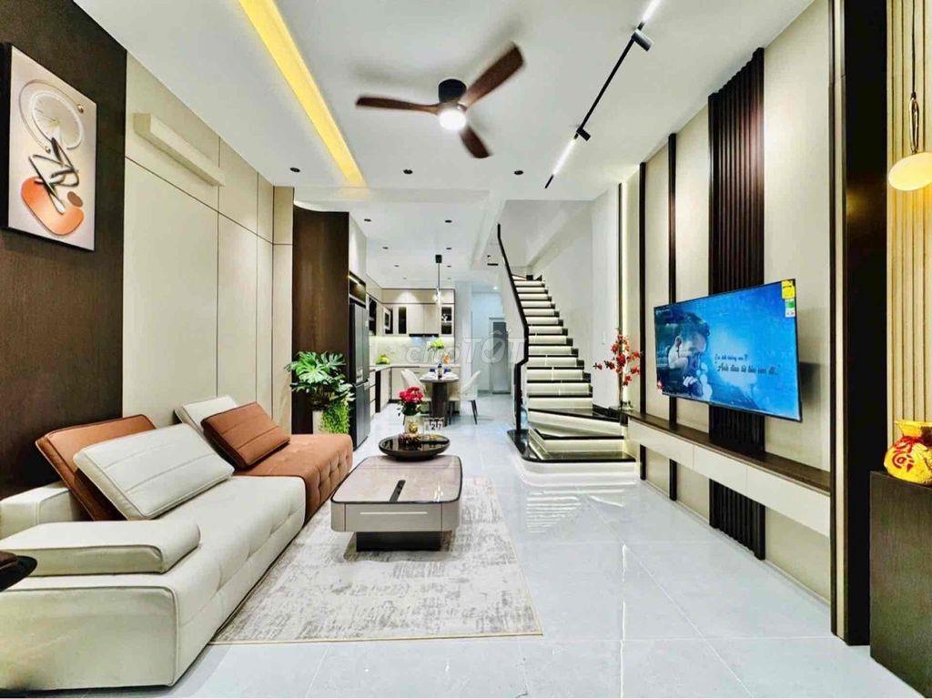 bán nhà đường bùi đình tuý- nhà mới phun nội thất