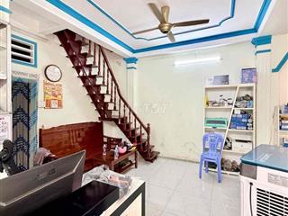 Bán nhà đường lê quang định - cách mấy căn ra mặt tiền