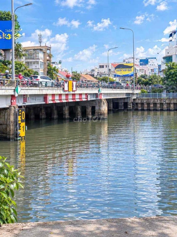 Bán nhà bình Thạnh- Gần Cầu Thi nghè