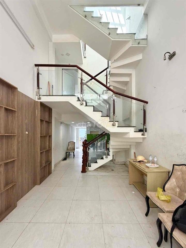 bán nhà phú nhuận- đường phan đinh phung