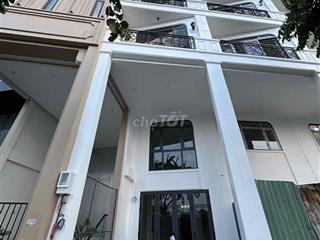 nhà mặt tiền phạm văn đồng, cầu bình lợi