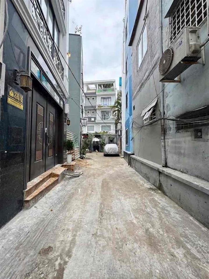 5 tầng , 8,85tỷ , 40m2 cách 30m ra mặt tiền hoàng hoa thám