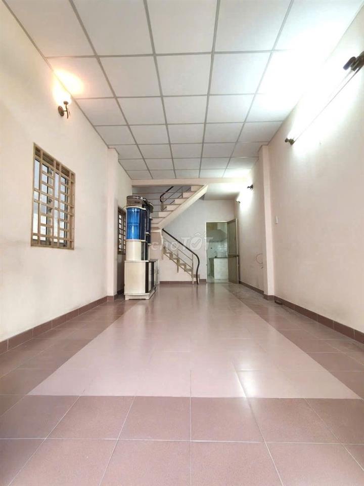 Thanh lý giảm mạnh nhà Bình Thạnh giáp Q1