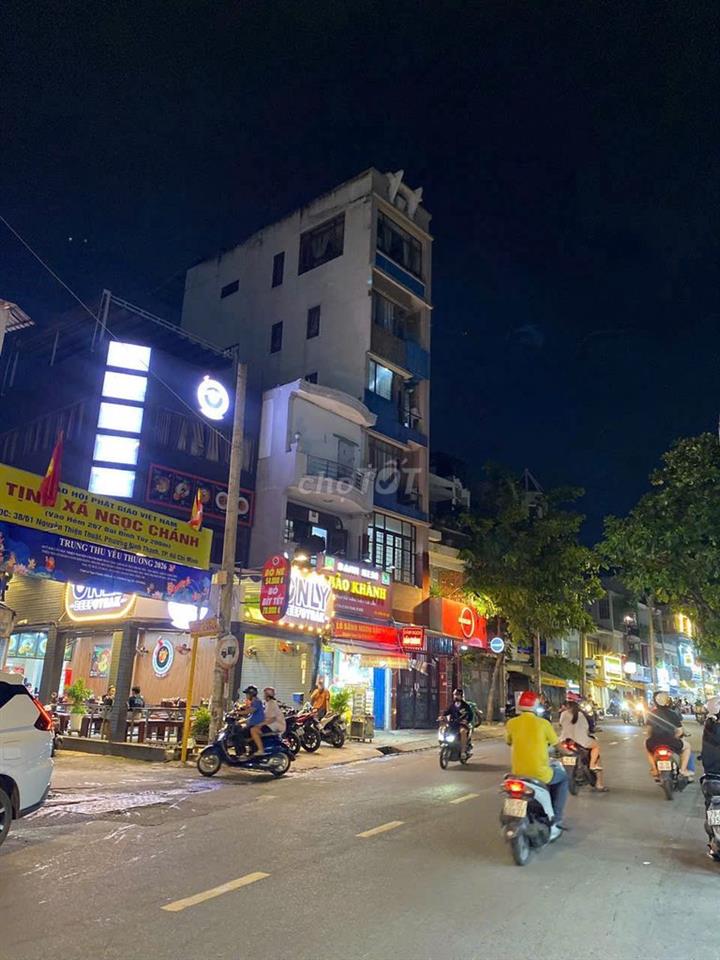 BÁN NHÀ MẶT TIỀN BÙI ĐÌNH TÚY - 7 LẦU THANG MÁY - DÒNG TIỀN 75 TR