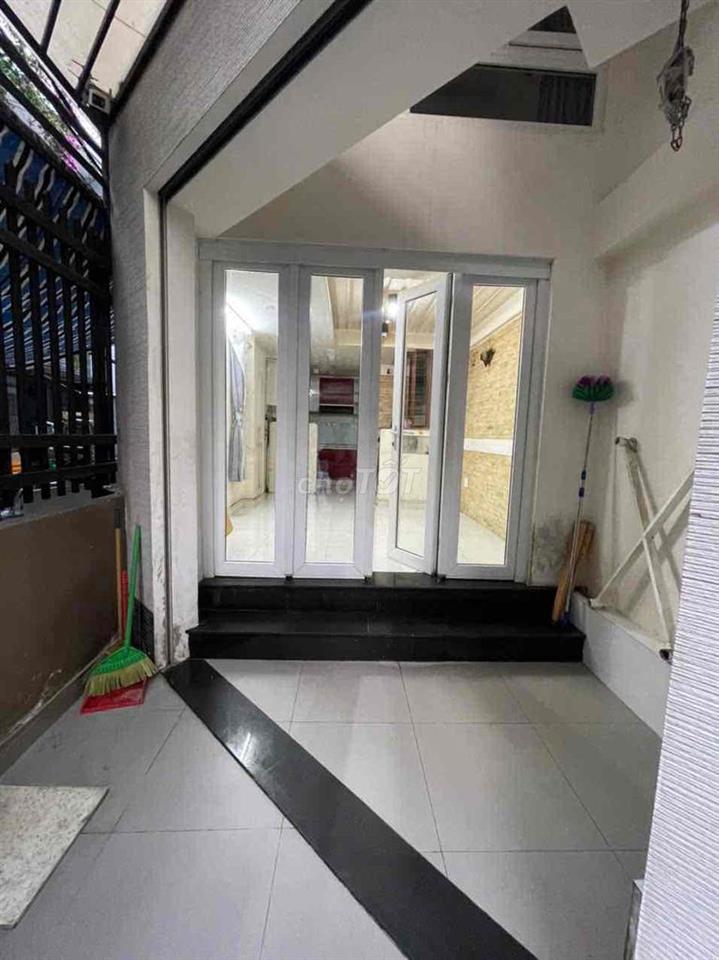Bán Nhà Đẹp 4Tầng HXH Khu ViP Quận 3 Giá Tốt