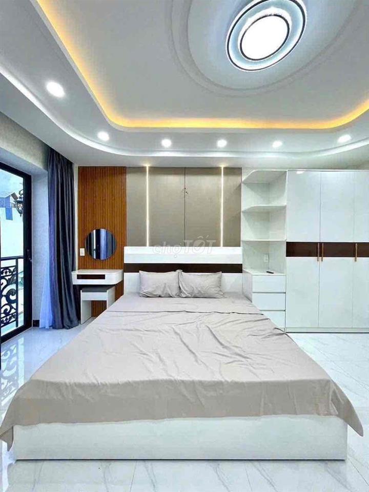 Bán nhà đường Đặng Thuỳ Trâm, p13, Bình Thạnh. DT 81m2. Giá 11,5 tỷ