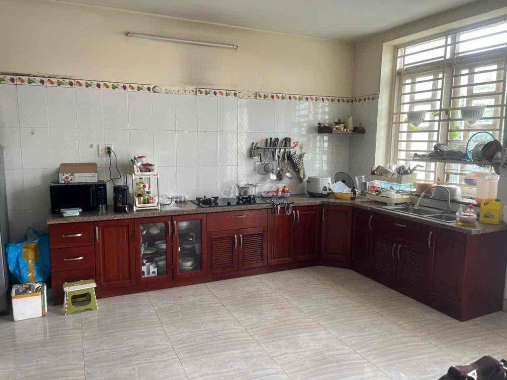 Cho thuê nhà full nội thất đường Đặng Thuỳ Trâm. DT 6x22m. Giá 38tr/th