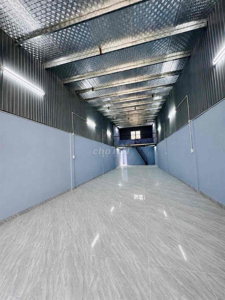 Cho thuê kho sạch, đẹp đường Đặng Thuỳ Trâm. DT 5x22m. Giá 18tr/tháng