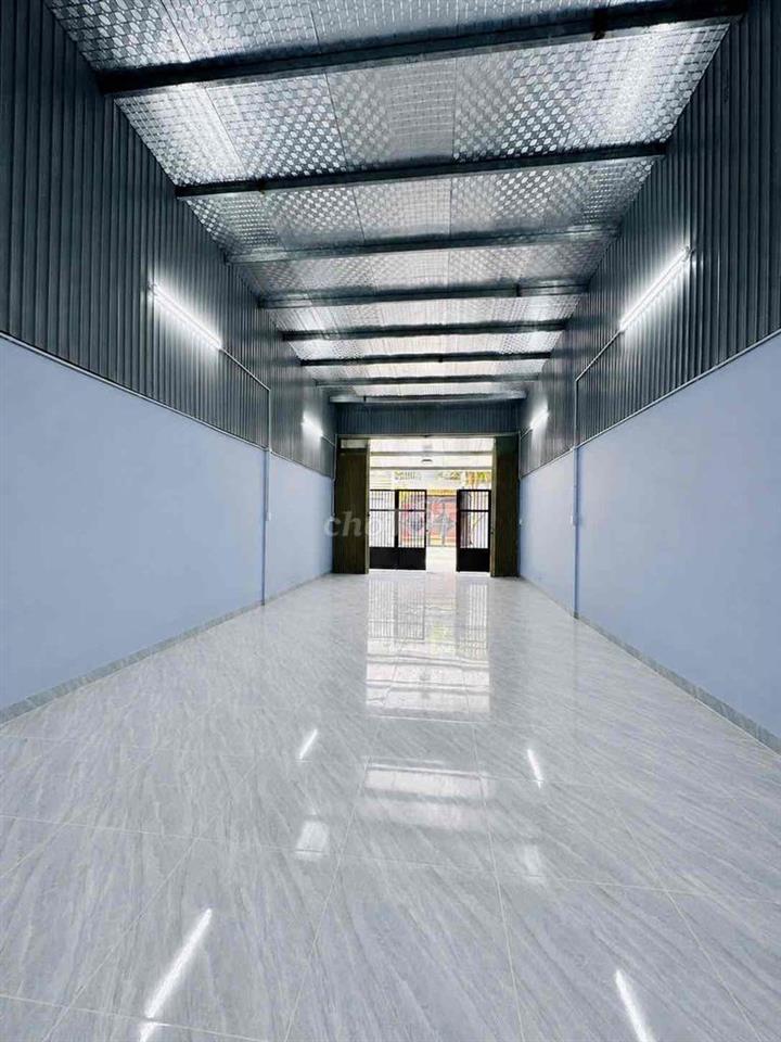 Cho thuê kho sạch, đẹp đường Đặng Thuỳ Trâm. DT 5x22m. Giá 18tr/tháng
