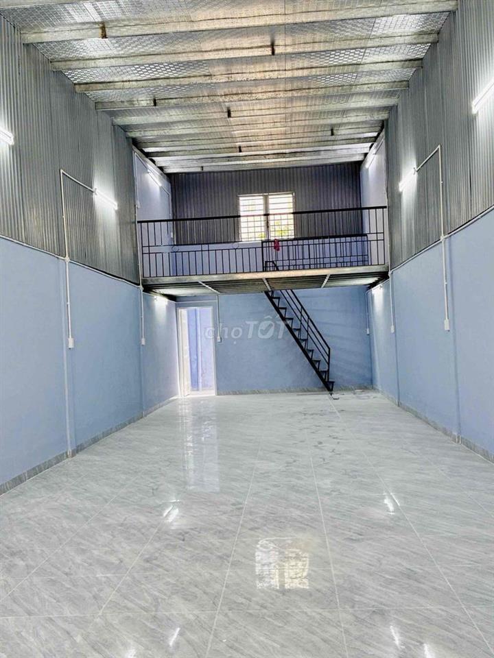 Cho thuê kho sạch, đẹp đường Đặng Thuỳ Trâm. DT 5x22m. Giá 18tr/tháng