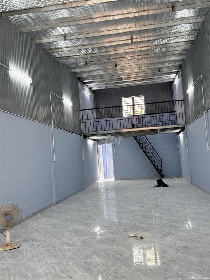 Cho thuê kho mới đường Đặng Thùy Trâm,  Bình Thạnh. Giá chỉ 18tr/th
