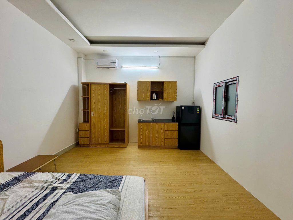 Chính chủ cho thuê CHDV FULL nội thất ngay cổng Văn LangCS3. Giá 4,5tr