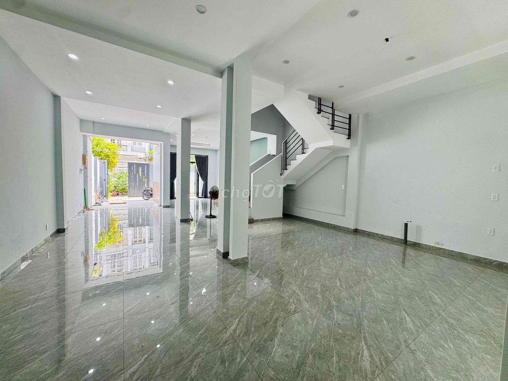 Cho thuê biệt thự đẹp đường Bình Lợi, BT. DT 7x20m. Giá 42tr/tháng