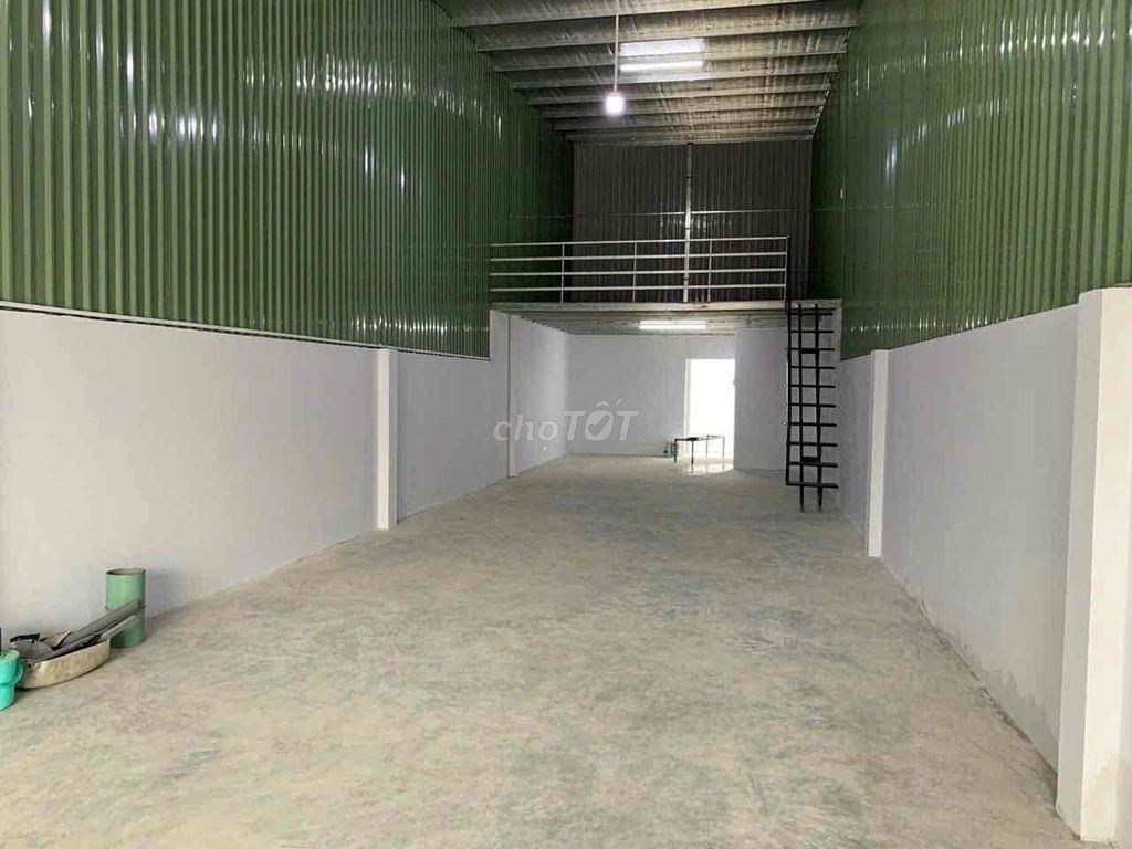 Cho thuê kho đường Đặng Thuỳ Trâm, p13, BT. DT 130m2. Giá 17tr/th