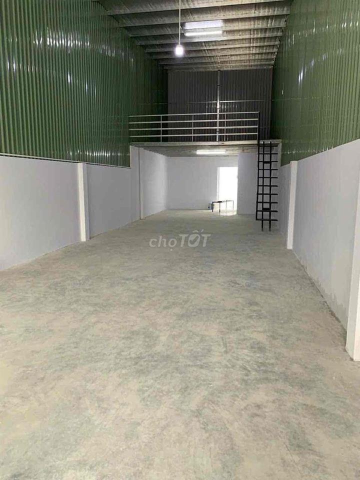 Cho thuê kho đường Đặng Thuỳ Trâm, p13, BT. DT 130m2. Giá 17tr/th