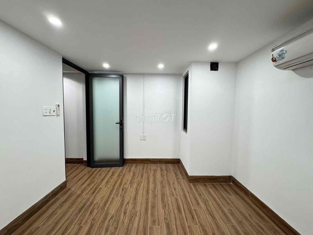 Cho thuê nhà có thang máy đường Bình Lợi. DT 88m2 gồm 5PN. Giá 28tr/th