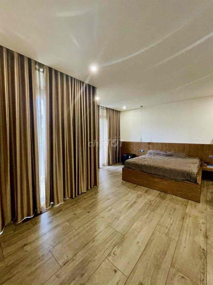 Cho thuê biệt thự full nội thất đường Đặng Thuỳ Trâm. Giá 55tr/tháng