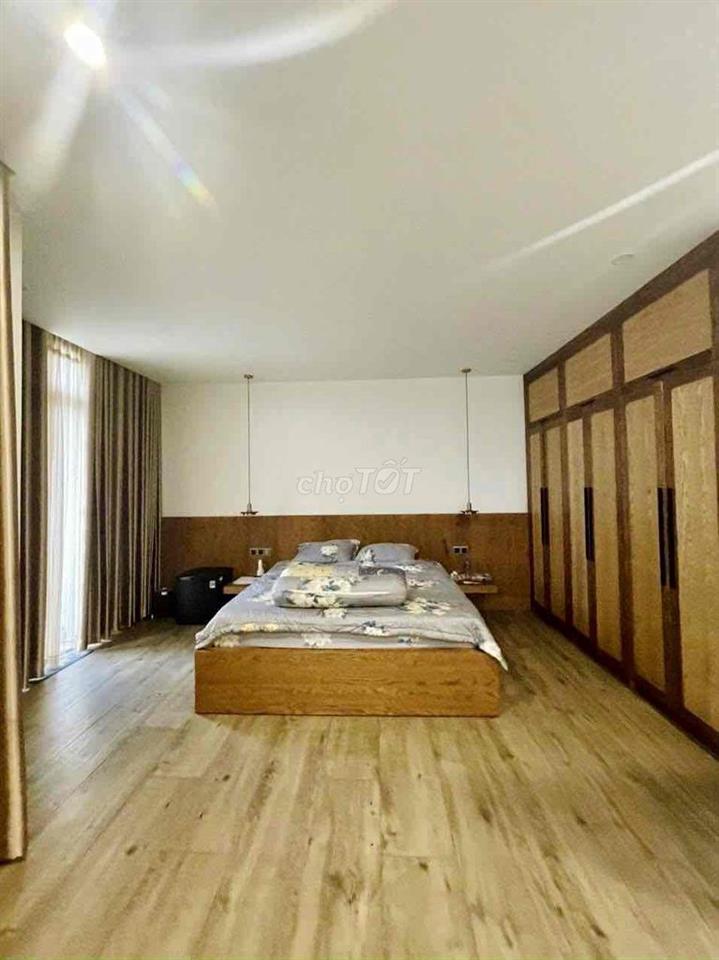 Cho thuê biệt thự full nội thất đường Đặng Thuỳ Trâm. Giá 55tr/tháng