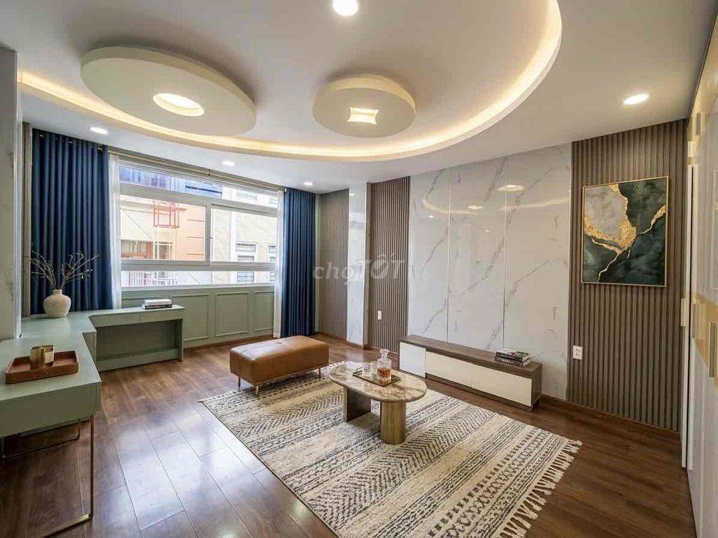 Cho thuê nhà 10PN có thang máy đường Phạm Văn Đồng, p13, BT. Giá 40tr