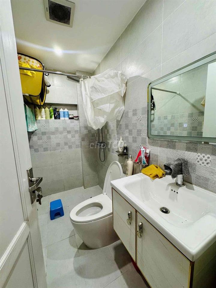 Cho thuê nhà full nội thất góc 2 mặt tiền đường Bình Lợi. Giá 22tr/th