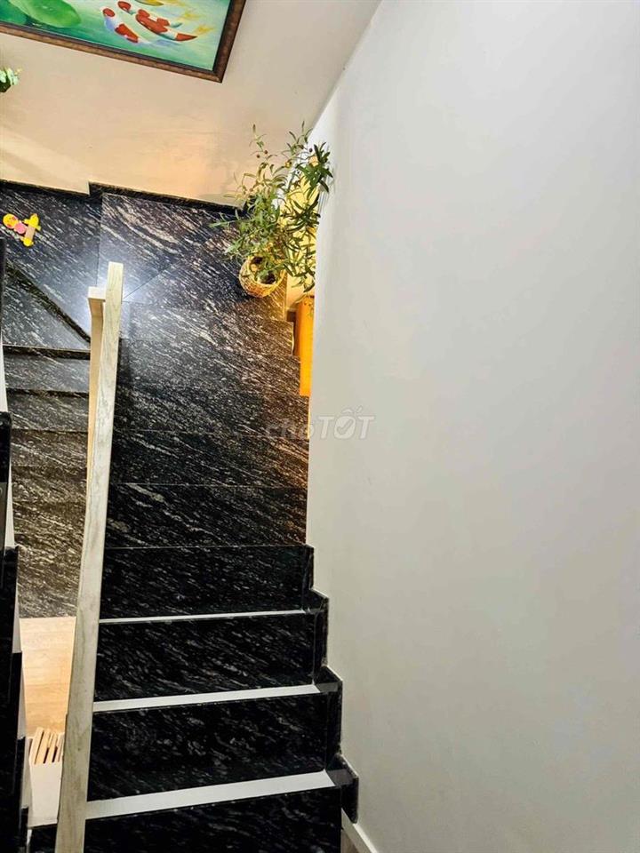 Cho thuê nhà full nội thất góc 2 mặt tiền đường Bình Lợi. Giá 22tr/th