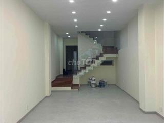 Cho thuê nhà mặt tiền đường 12m Đặng Thuỳ Trâm. DT 4x20m. Giá 20tr/th