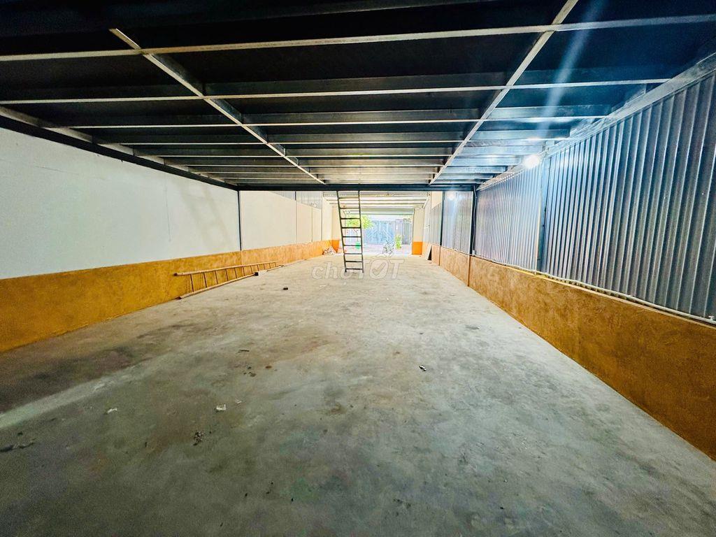 Cho thuê kho đường Bình Lợi, Bình Thạnh. DTSD 240m2. Giá 19tr/tháng