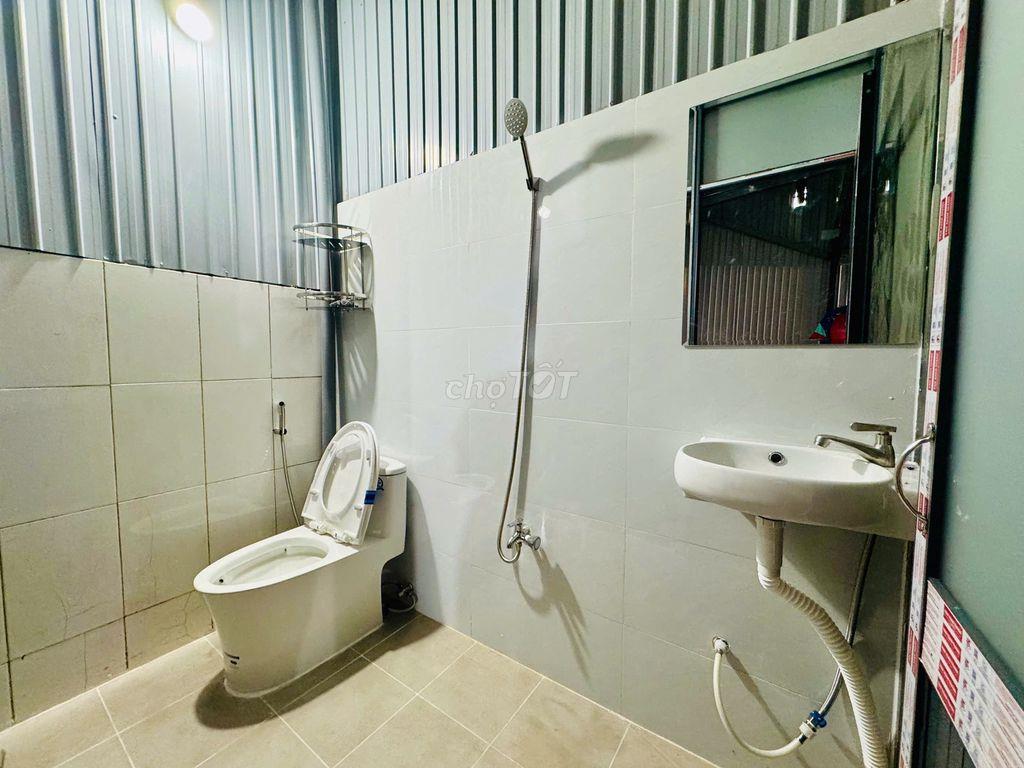 Cho thuê kho đường Bình Lợi, Bình Thạnh. DTSD 240m2. Giá 19tr/tháng
