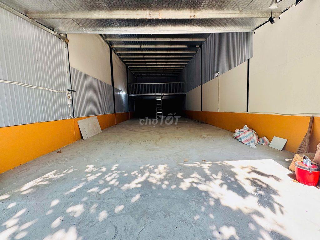 Cho thuê kho đường Bình Lợi, Bình Thạnh. DTSD 240m2. Giá 19tr/tháng