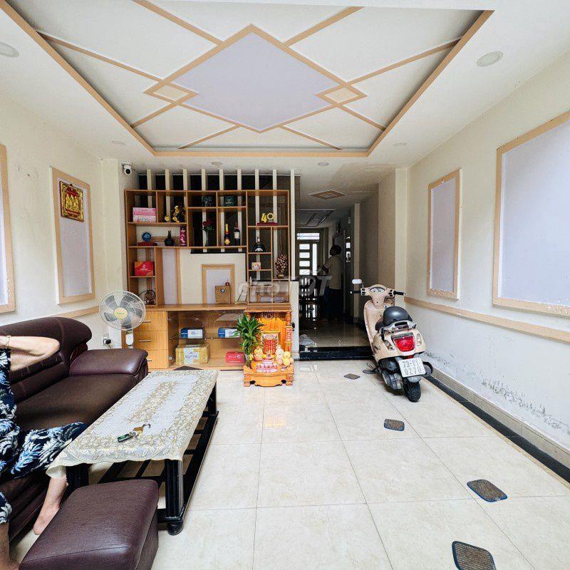Bán Nhà đẹp 53m², Nhà 2 mặt hẻm, khu Nguyễn Văn Đậu - Trần Bình Trọng